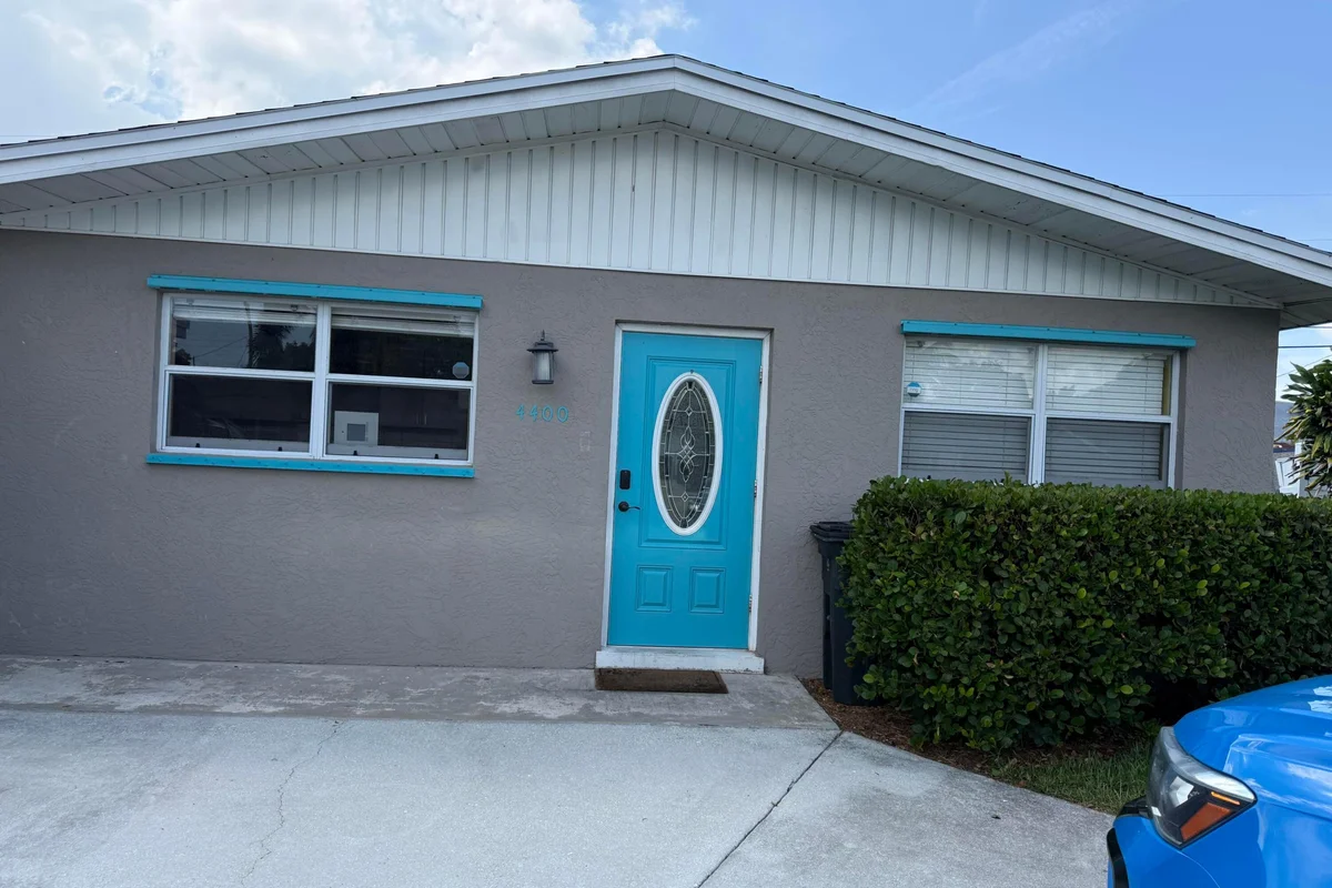 4400 Applecrest Dr, Palm Beach Gardens: photo 1 of 45