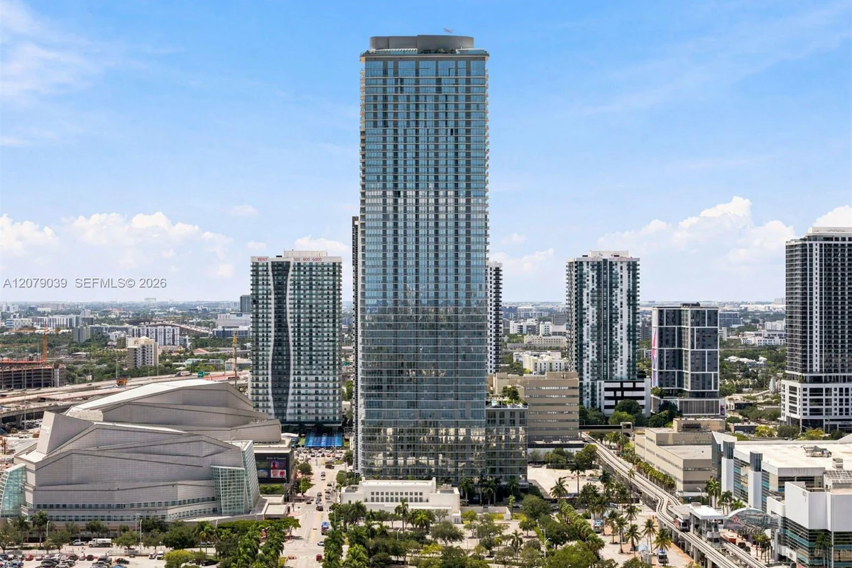 1400 Biscayne Blvd #1205, Miami: photo 1 of 55