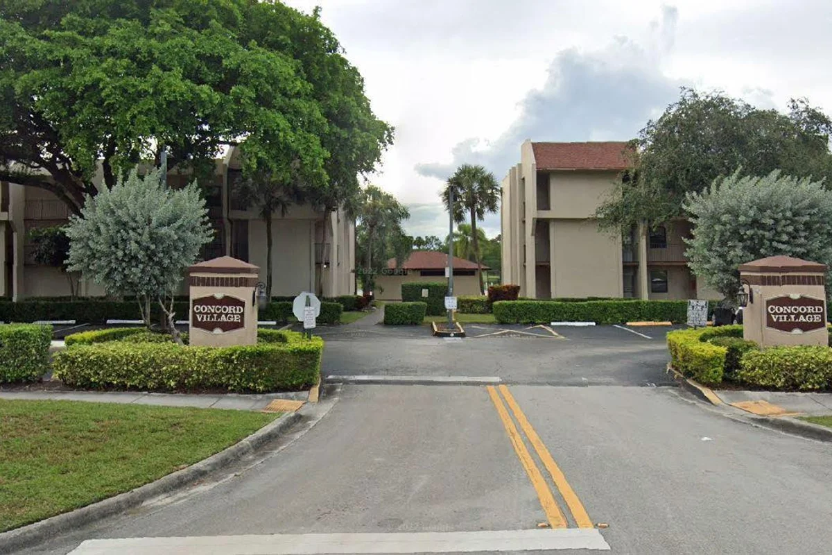 6351 N University Dr #224, Tamarac: photo 1 of 52