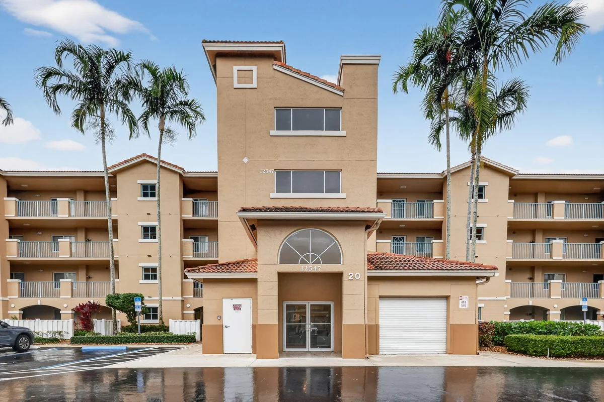12547 Imperial Isle Dr #204, Boynton Beach: photo 1 of 65