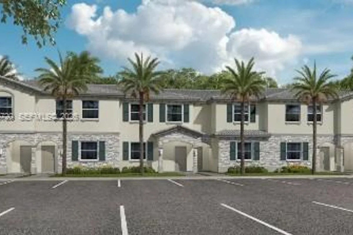 1076 SE 3 Ter, Florida City: photo 1 of 20