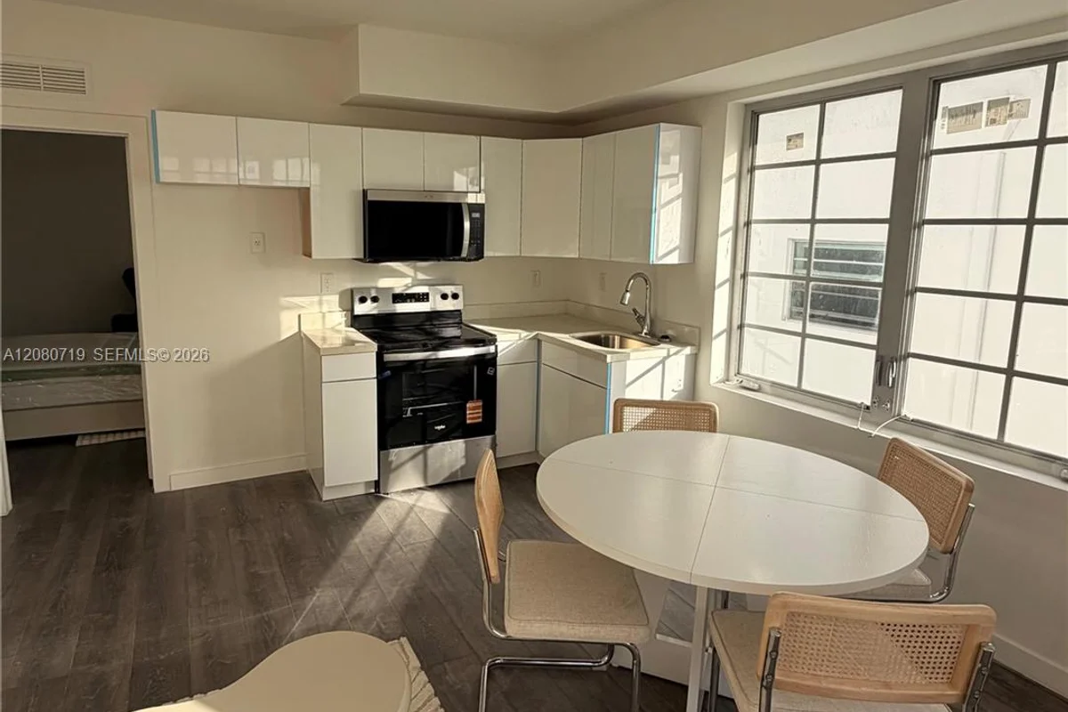 1525 Euclid Ave #2, Miami Beach: photo 1 of 5