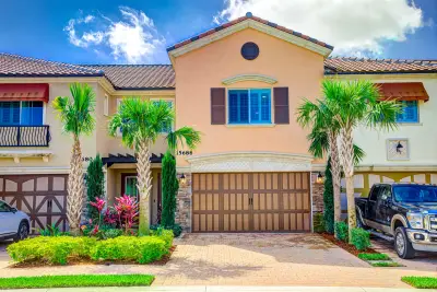 15688 Italian Cypress Way, Wellington: photo 1 of 84