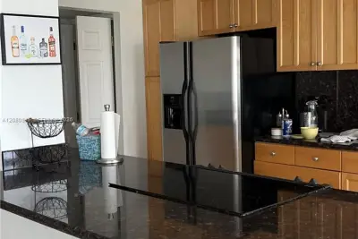 2751 S Ocean Dr #406S, Hollywood: photo 1 of 9