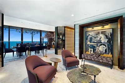 120 Ocean Dr #1400, Miami Beach: photo 1 of 48