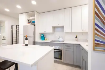 1826 Jefferson St, Hollywood: photo 1 of 20