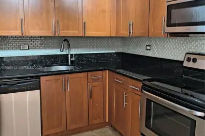 1740 N River Dr #120, Miami: photo 1 of 9
