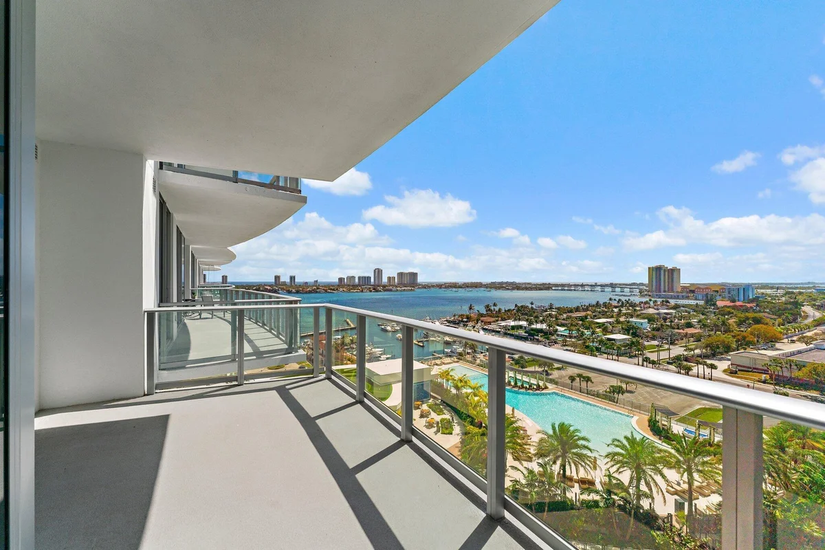 220 Lake Shore Dr #1219, Lake Park: photo 1 of 57