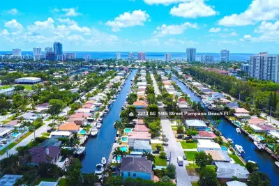 2273 SE 14th St, Pompano Beach: photo 1 of 65