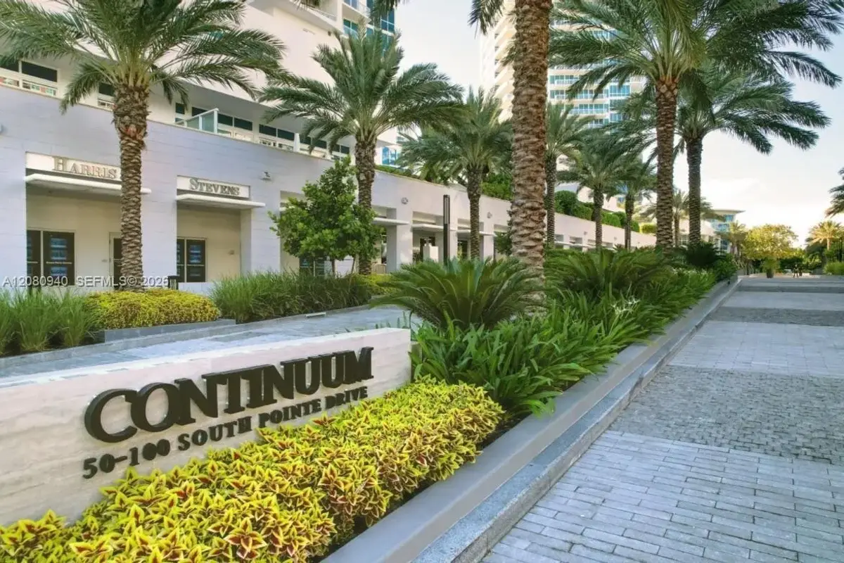100 S Pointe Dr #1709, Miami Beach: photo 1 of 56