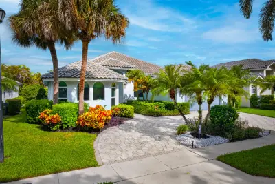7690 La Corniche Cir, Boca Raton: photo 1 of 42