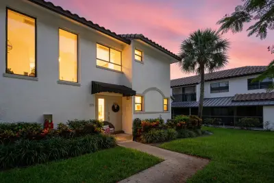 7200 NW 2nd Ave #120, Boca Raton: photo 1 of 39