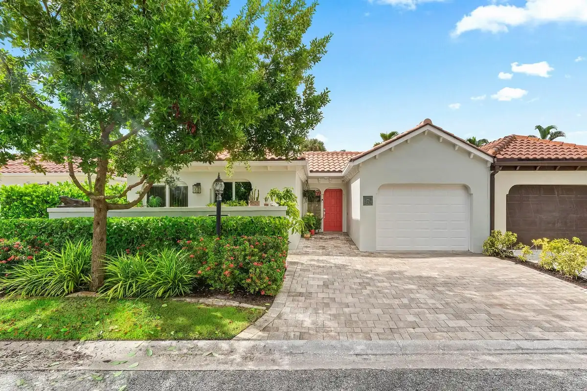 1476 Via Del Sol, Jupiter: photo 1 of 21