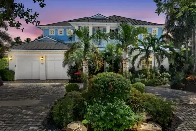 764 NE 33rd St, Boca Raton: photo 1 of 79
