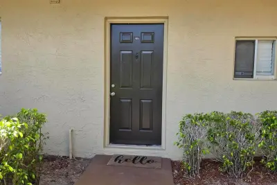7720 NW 50th St #103, Lauderhill: photo 1 of 27