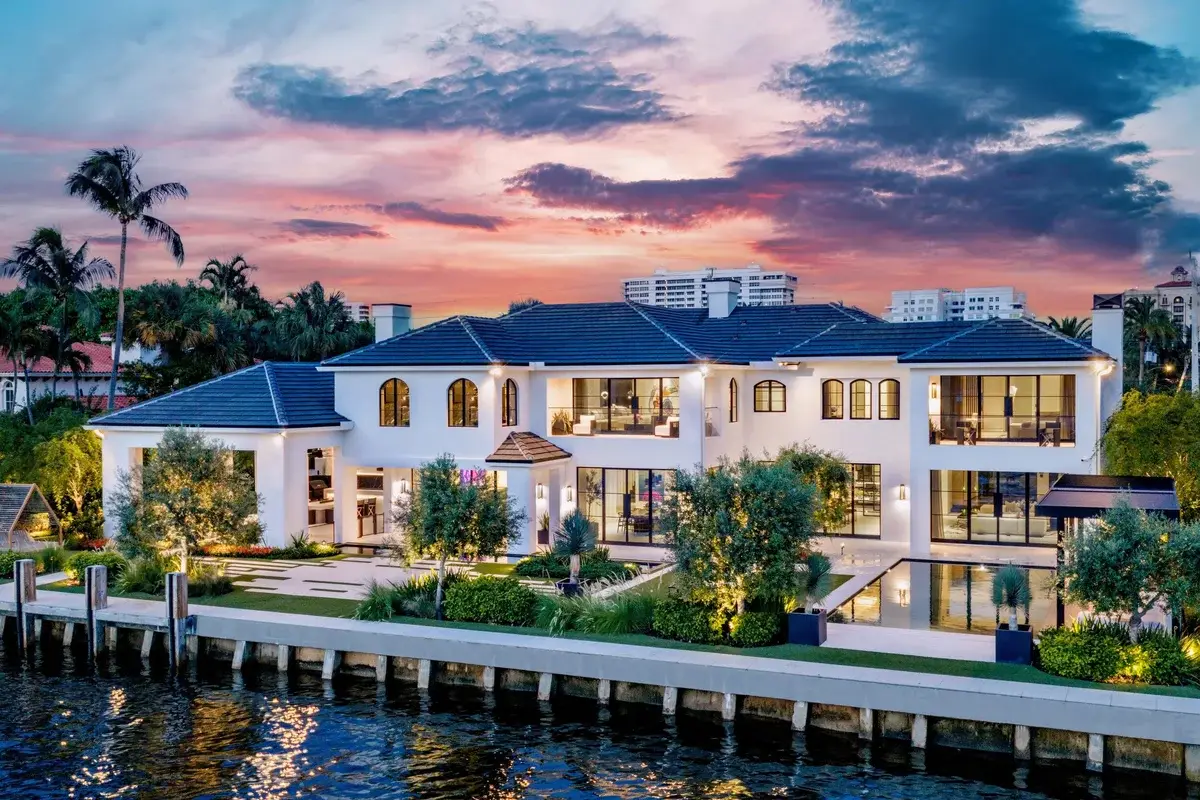 2401 Spanish River Rd, Boca Raton: photo 1 of 101