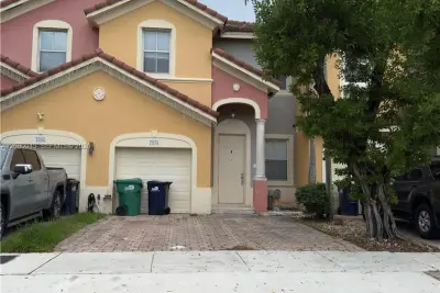 7978 SW 166th Pl, Miami: photo 1 of 19