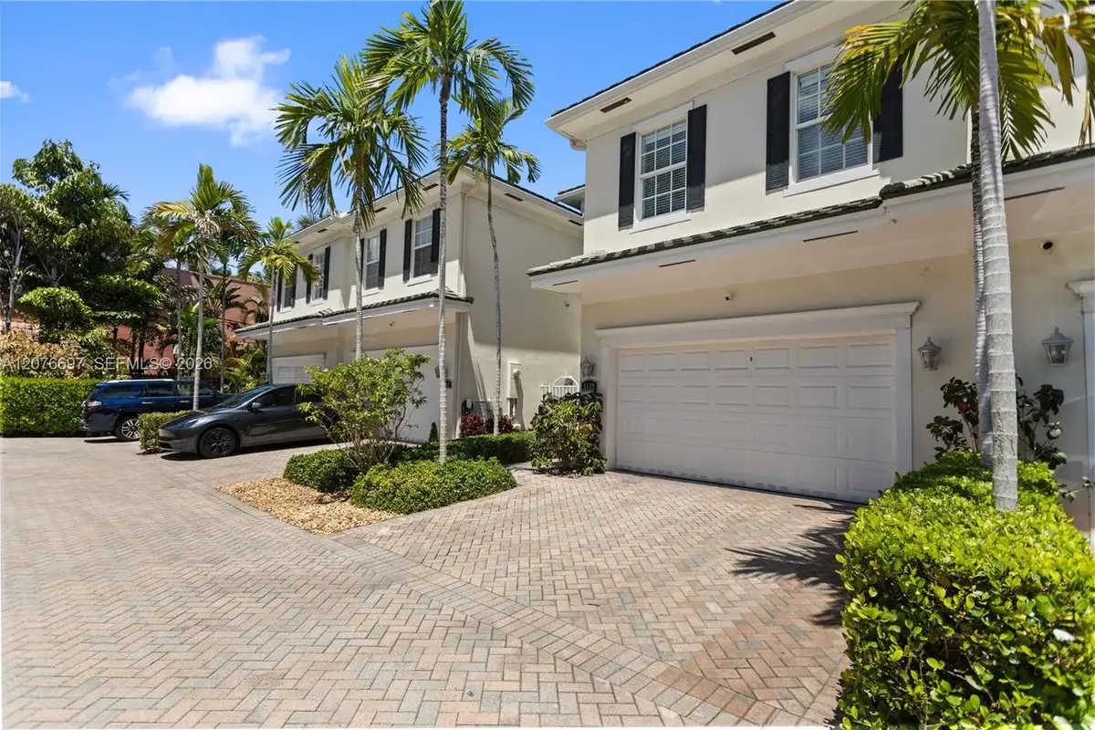 1139 N Victoria Park Rd, Fort Lauderdale: photo 1 of 55