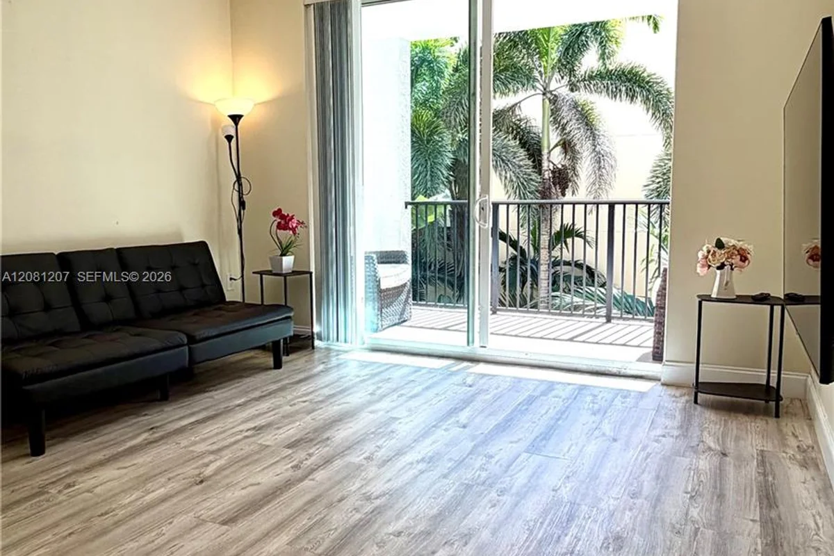 17150 N Bay Rd #2419, Sunny Isles Beach: photo 1 of 27