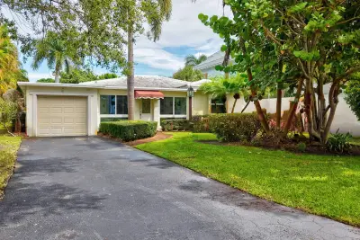 907 Bond Way, Delray Beach: photo 1 of 39