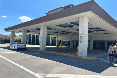 100 SW 132nd Way #305K, Pembroke Pines: photo 1 of 13
