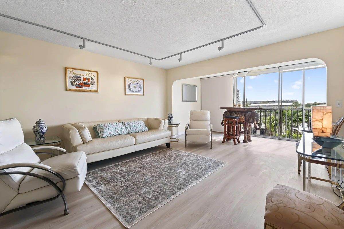 907 Marina Dr #306, North Palm Beach: photo 1 of 32