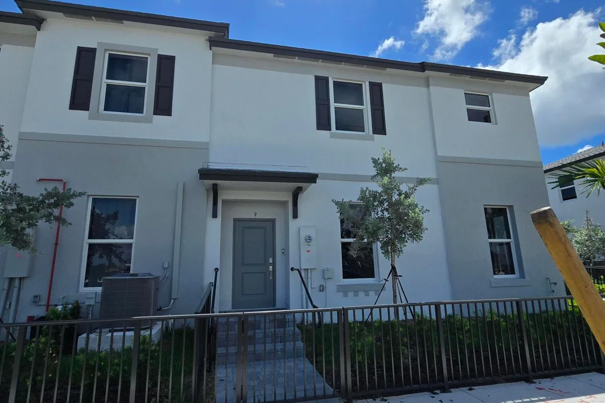 15671 SW 280th St #9, Homestead: photo 1 of 30