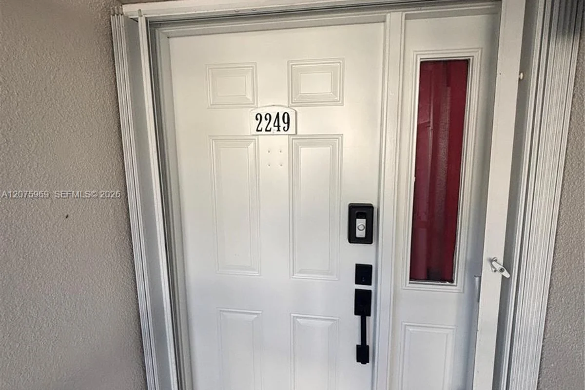 2249 SE 27th Dr #106-D, Homestead: photo 1 of 12