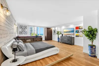 2301 Collins Ave #714, Miami Beach: photo 1 of 23