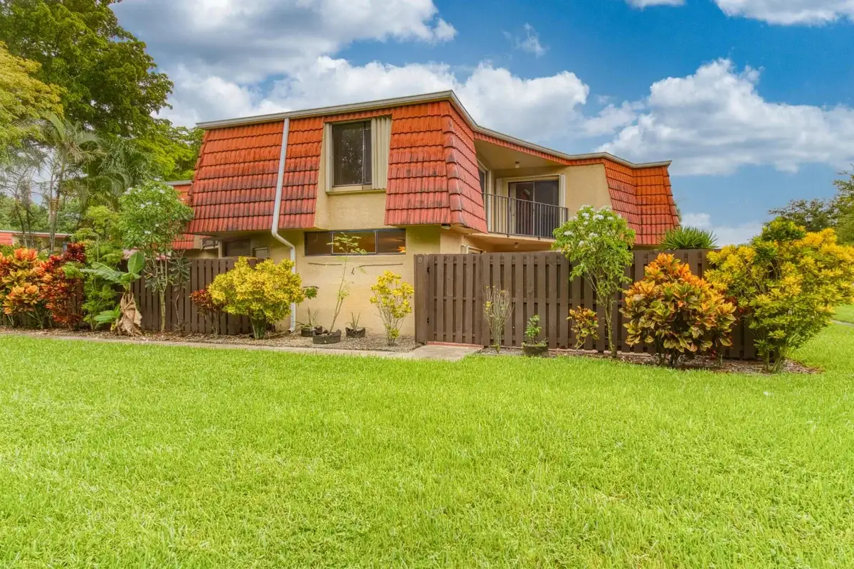 23078 Oxford Pl #D, Boca Raton: photo 1 of 58