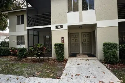300 Gardens Dr #201, Pompano Beach: photo 1 of 18
