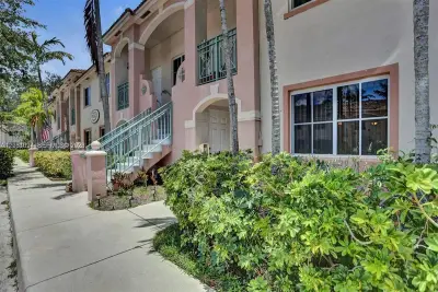 7775 NW 22nd St #105, Pembroke Pines: photo 1 of 56