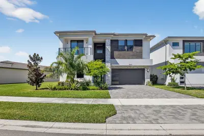 8215 Crystal Downs Ave, Boca Raton: photo 1 of 97