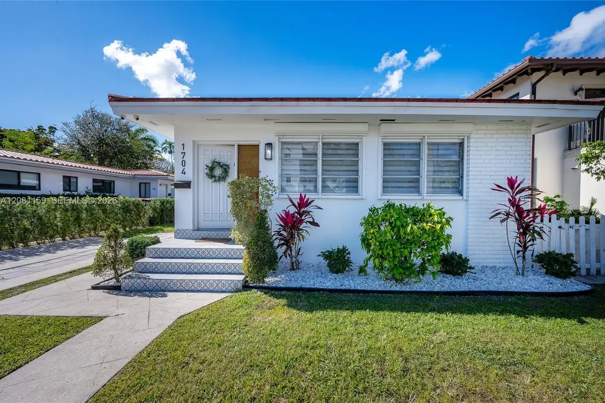 1704 S Le Jeune Rd, Coral Gables: photo 1 of 41