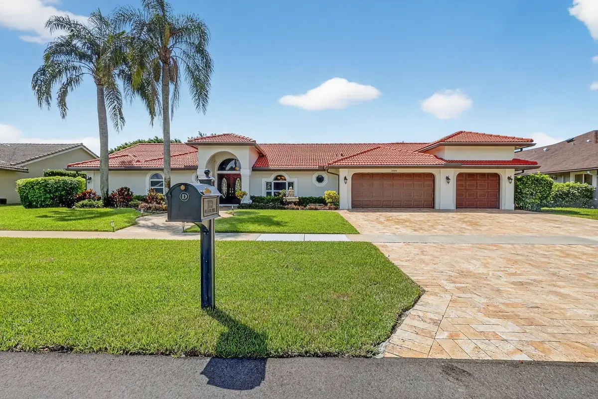 1880 Grantham Ct, Wellington: photo 1 of 71