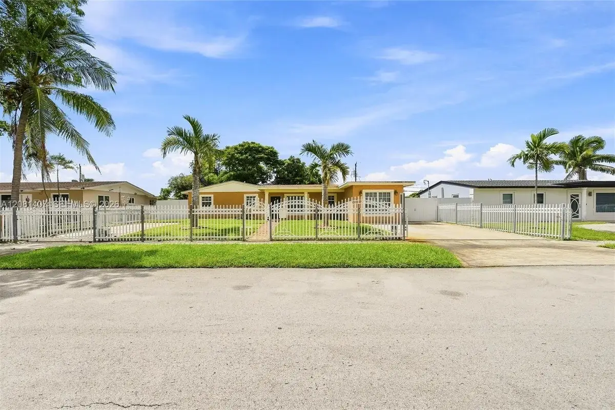 4470 NW 171st Ter, Miami Gardens: photo 1 of 37
