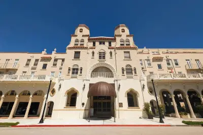 235 Sunrise Ave #2211, Palm Beach: photo 1 of 12