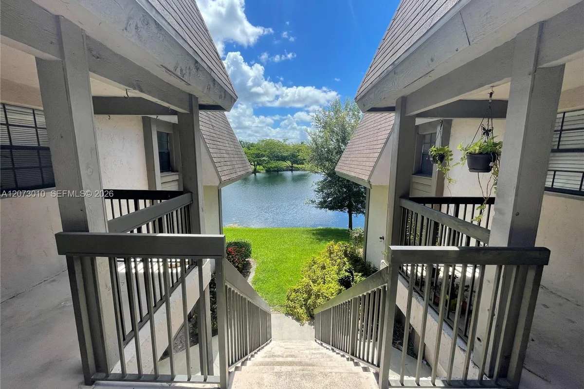 3529 NW 94th Ave #5B, Sunrise: photo 1 of 19