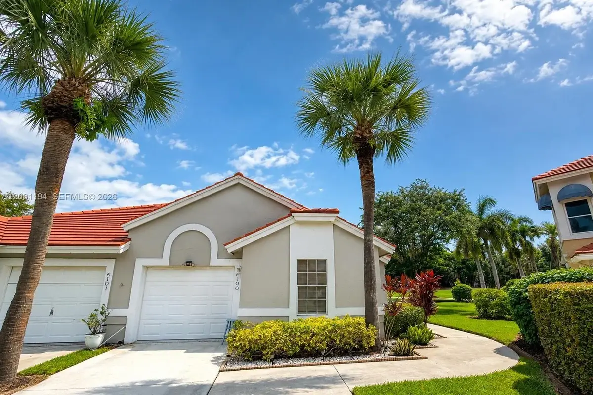6100 Bear Creek Ct, Lake Worth: photo 1 of 12