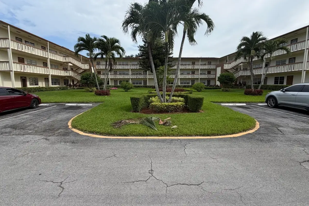 432 Mansfield K, Boca Raton: photo 1 of 16