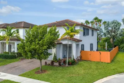 24960 SW 108th Ave, Homestead: photo 1 of 63