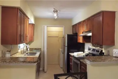 833 Riverside Dr #824, Coral Springs: photo 1 of 34