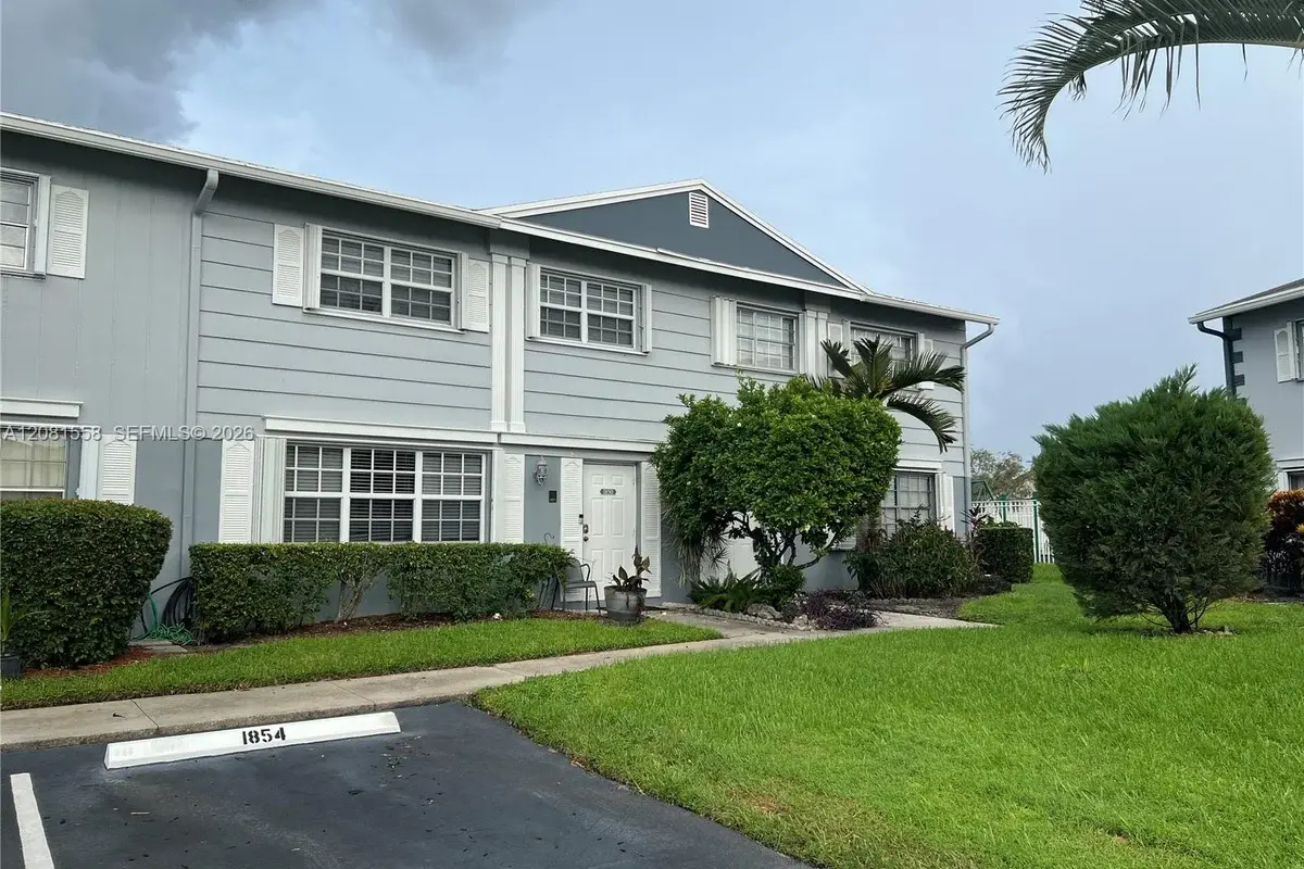 1854 SW 81st Ter #6-17, Davie: photo 1 of 17