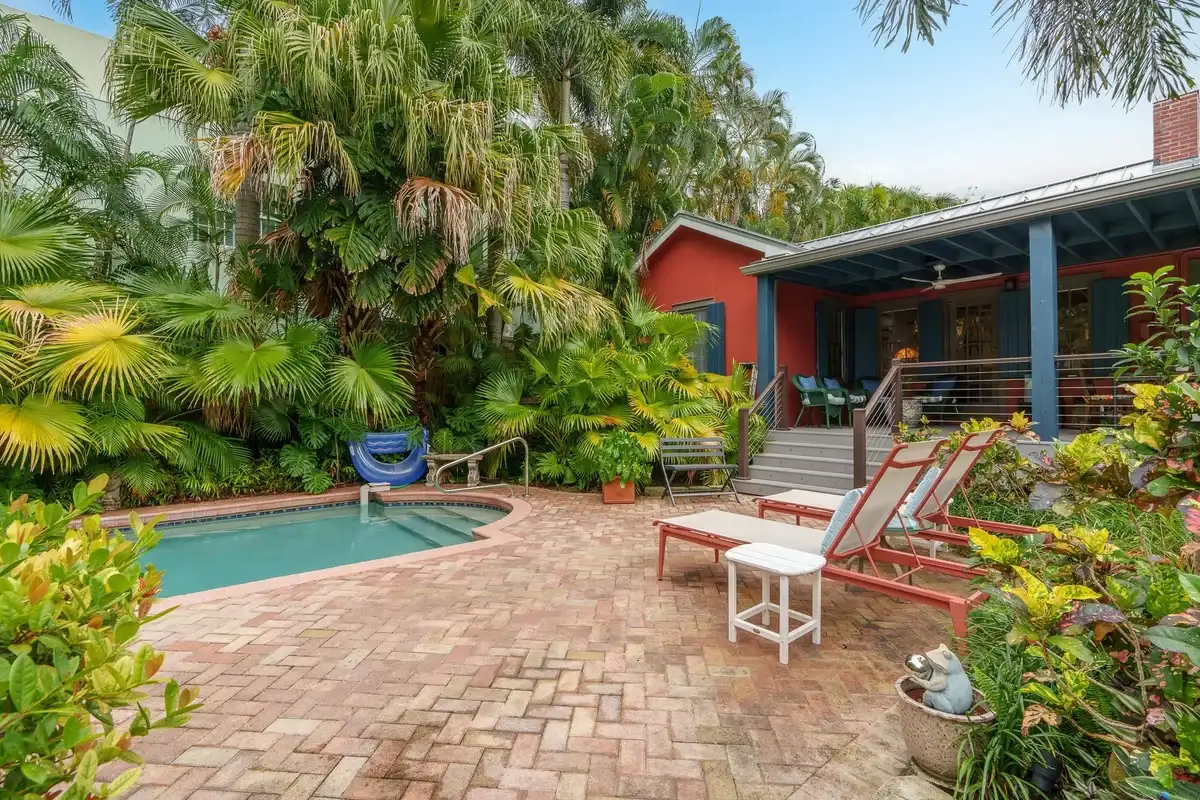1609 NE 2nd Ct, Fort Lauderdale: photo 1 of 26
