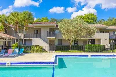 9541 SW 1st Ct, Coral Springs: photo 1 of 26