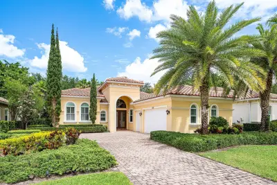 12121 Sunnydale Dr, Wellington: photo 1 of 41