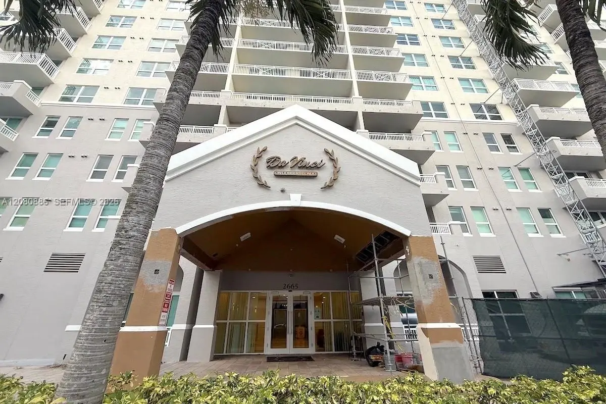 2665 SW 37th Ave #1111, Miami: photo 1 of 19