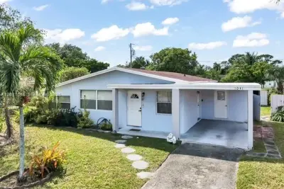 1041 NW 24th Ter, Fort Lauderdale: photo 1 of 24