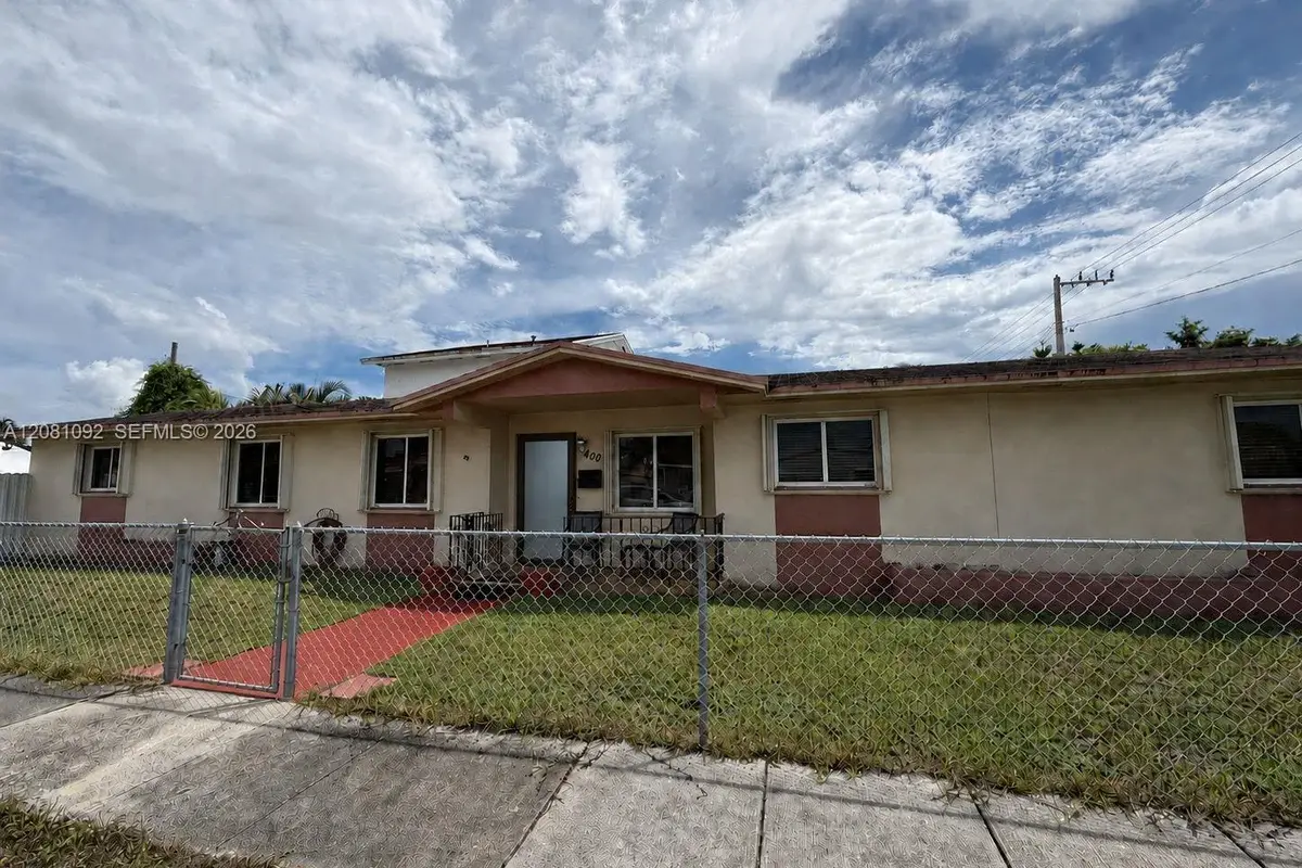 400 E 57th St, Hialeah: photo 1 of 14