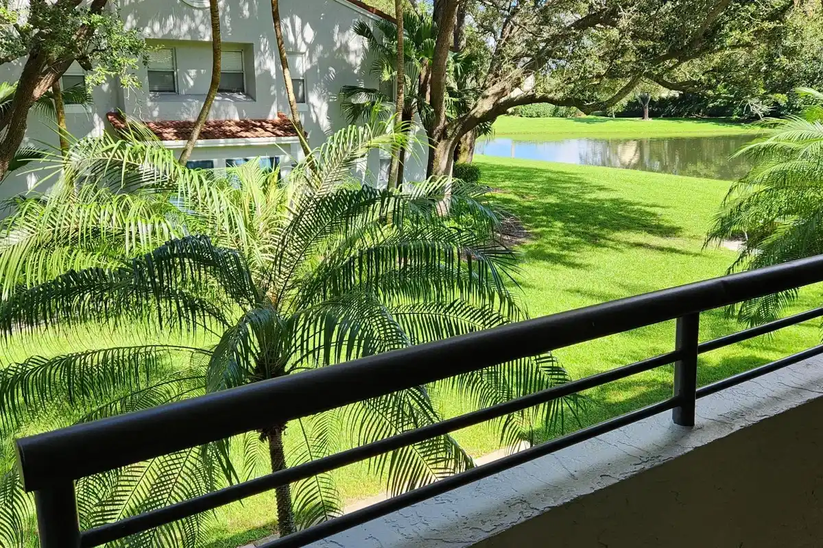 851 Lyons Rd #22203, Coconut Creek: photo 1 of 12